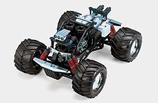 Kyosho Giga Crusher DF с двумя двигателями внутреннего сгорания Kyosho Giga Crusher DF с двумя двигателями внутреннего сгорания