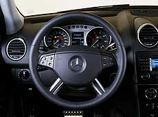 Mercedes ML-Class: салон