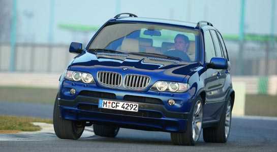 BMW X5 4.8iS, 2004 .