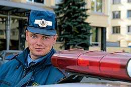 Старший лейтенант милиции Максим Николаенко Старший лейтенант милиции Максим Николаенко