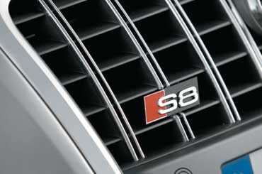 Audi S8