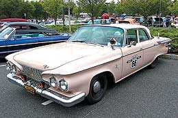 Патрульный Plymouth Fury Pursuit 1961 года Патрульный Plymouth Fury Pursuit 1961 года
