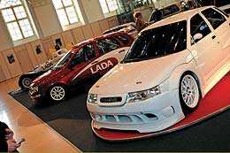 ,     
(              LADA),    LADA 21106 WTCC