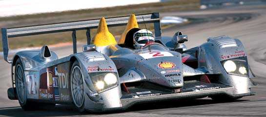   Audi R10  -